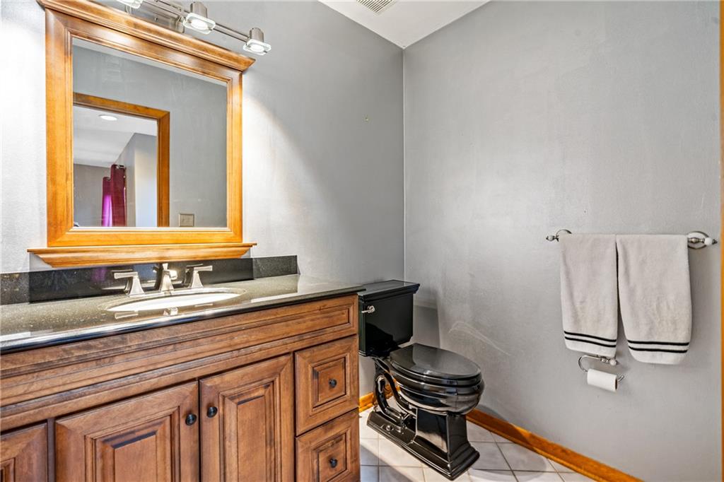 220 Glasgow Road Pittsburgh, PA 15221 - Photo 14 of 25 Gallery Image 14