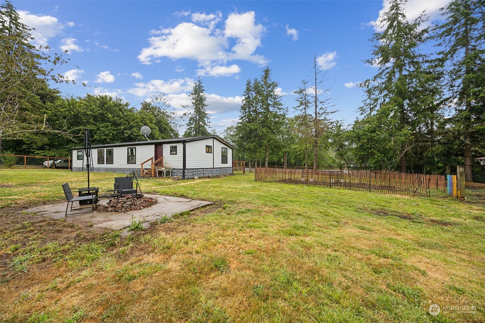 5 Bale Road Raymond, WA 98577 - Photo 4 of 29 Gallery Image 4