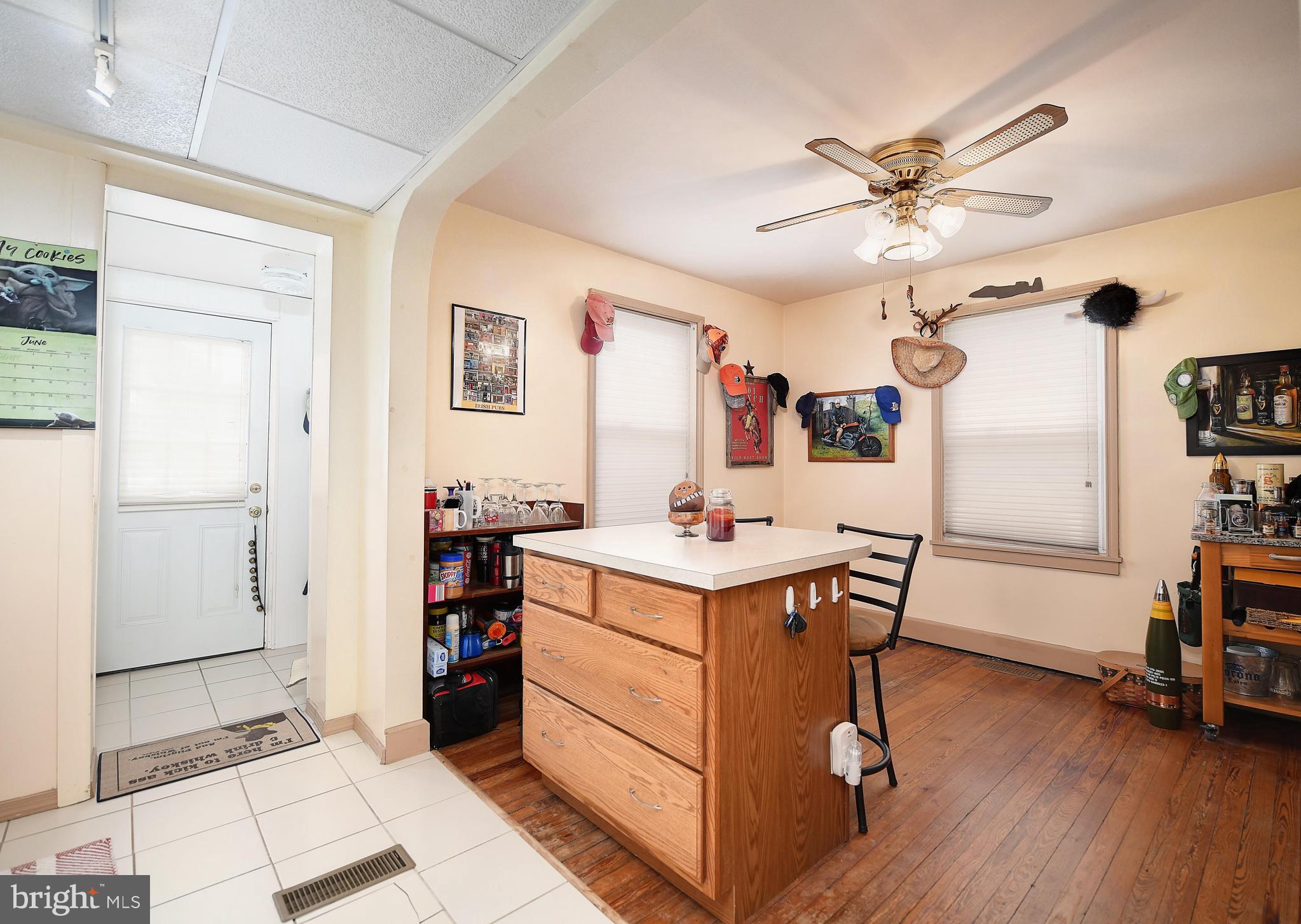 13 Broadship Road Dundalk, MD 21222 - Photo 12 of 28 Kitchen
