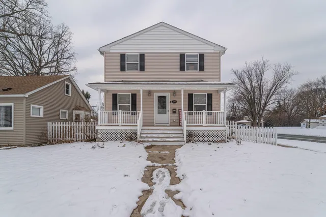 $275,000 | 21006 Annapolis Street, Dearborn Heights, MI 48125