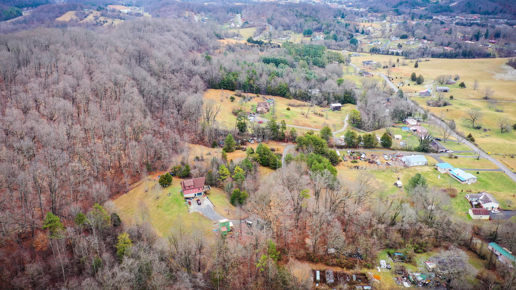 308 Ellis Road Blountville, TN 37617 - Photo 3 of 16 103