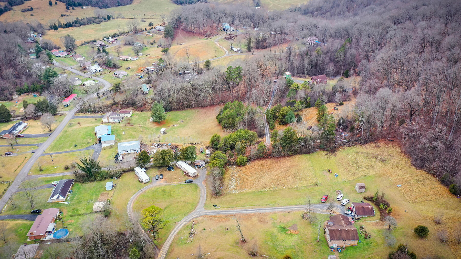 308 Ellis Road Blountville, TN 37617 - Photo 10 of 16 110