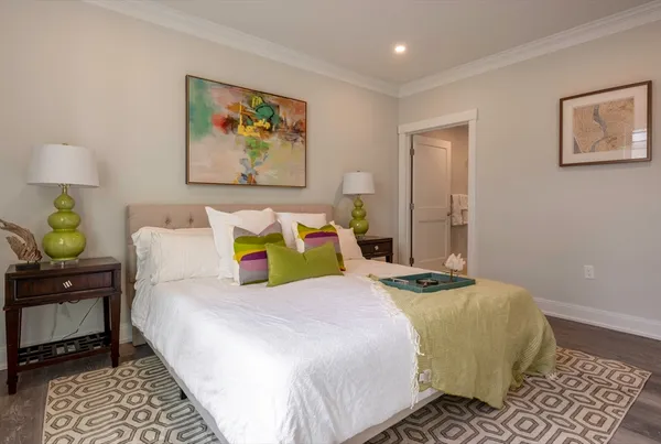 $3,850 | 61 County Street, Unit 103, Dover, MA 02030