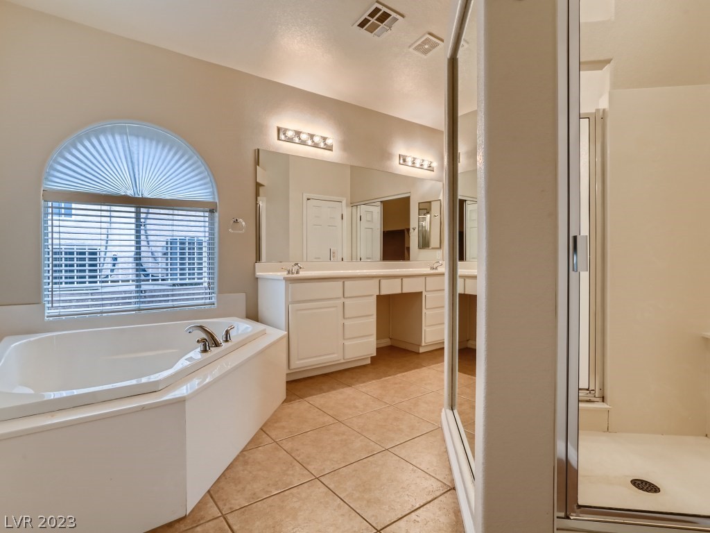 1608 Shootout Place Henderson, NV 89002 - Photo 13 of 24