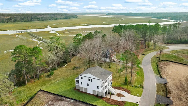 $798,900 | 187 Castle Hl Drive, Yemassee, SC 29945