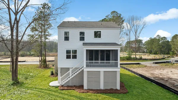 $750,000 | 187 Castle Hl Drive, Yemassee, SC 29945