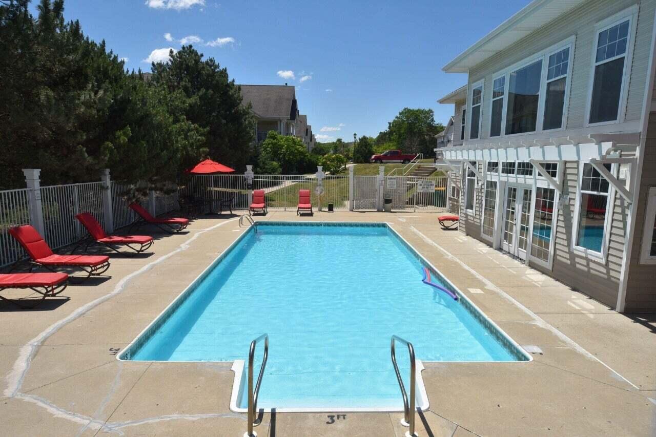 7972 North 107th Street Milwaukee, WI 53224 - Photo 33 of 43 outdoor pool