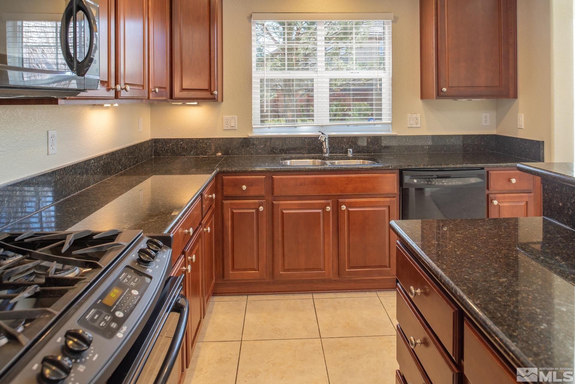2150 Falling Star Loop Reno, NV 89523 - Photo 18 of 39 Photo 18