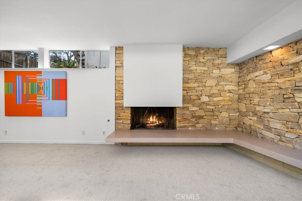 418 Sycamore Road Santa Monica, CA 90402 - Photo 8 of 43 a view of a fireplace in a room