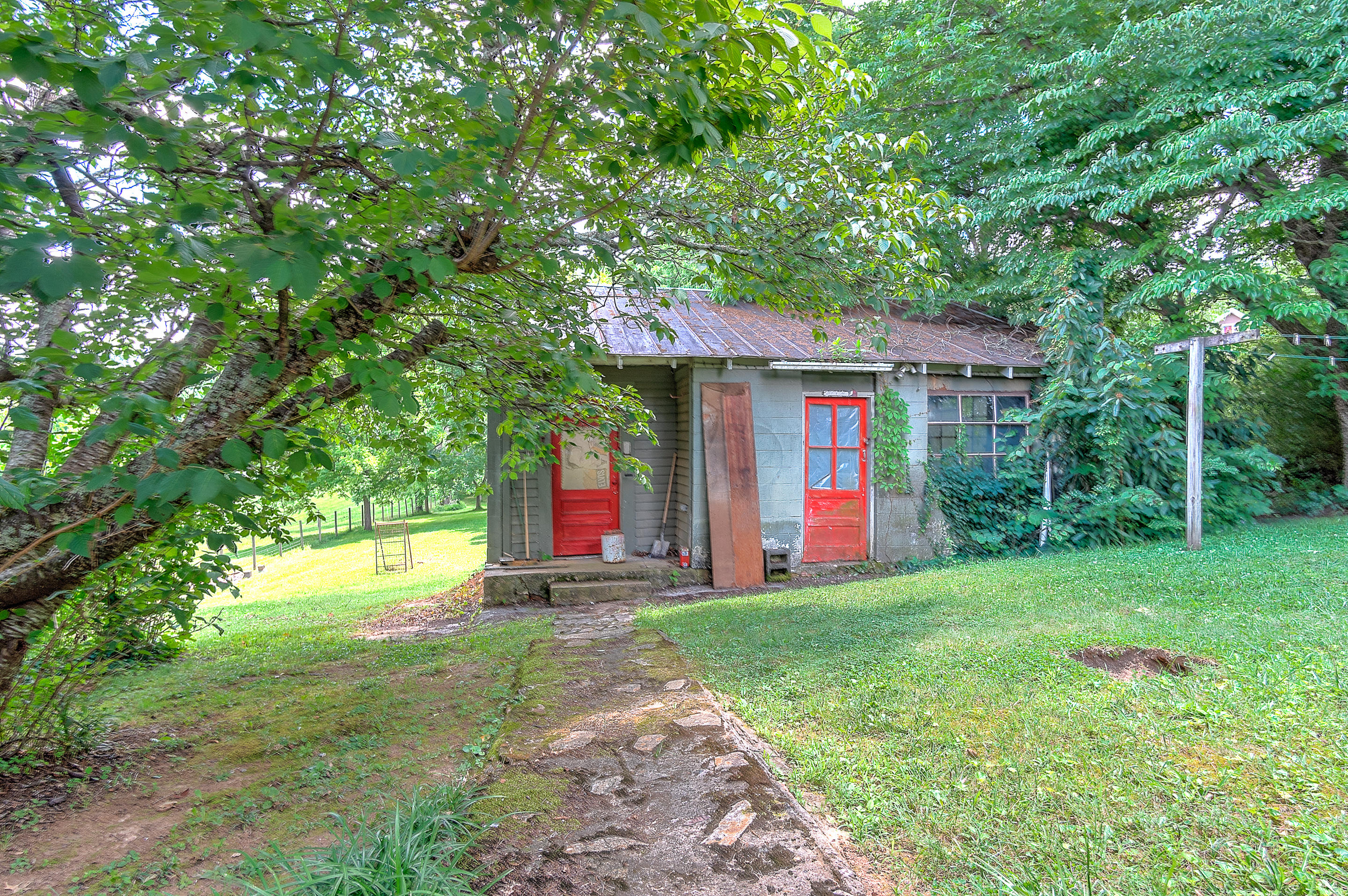 1809 Triangle Road Johnson City, TN 37604 - Photo 20 of 52 exterior-19
