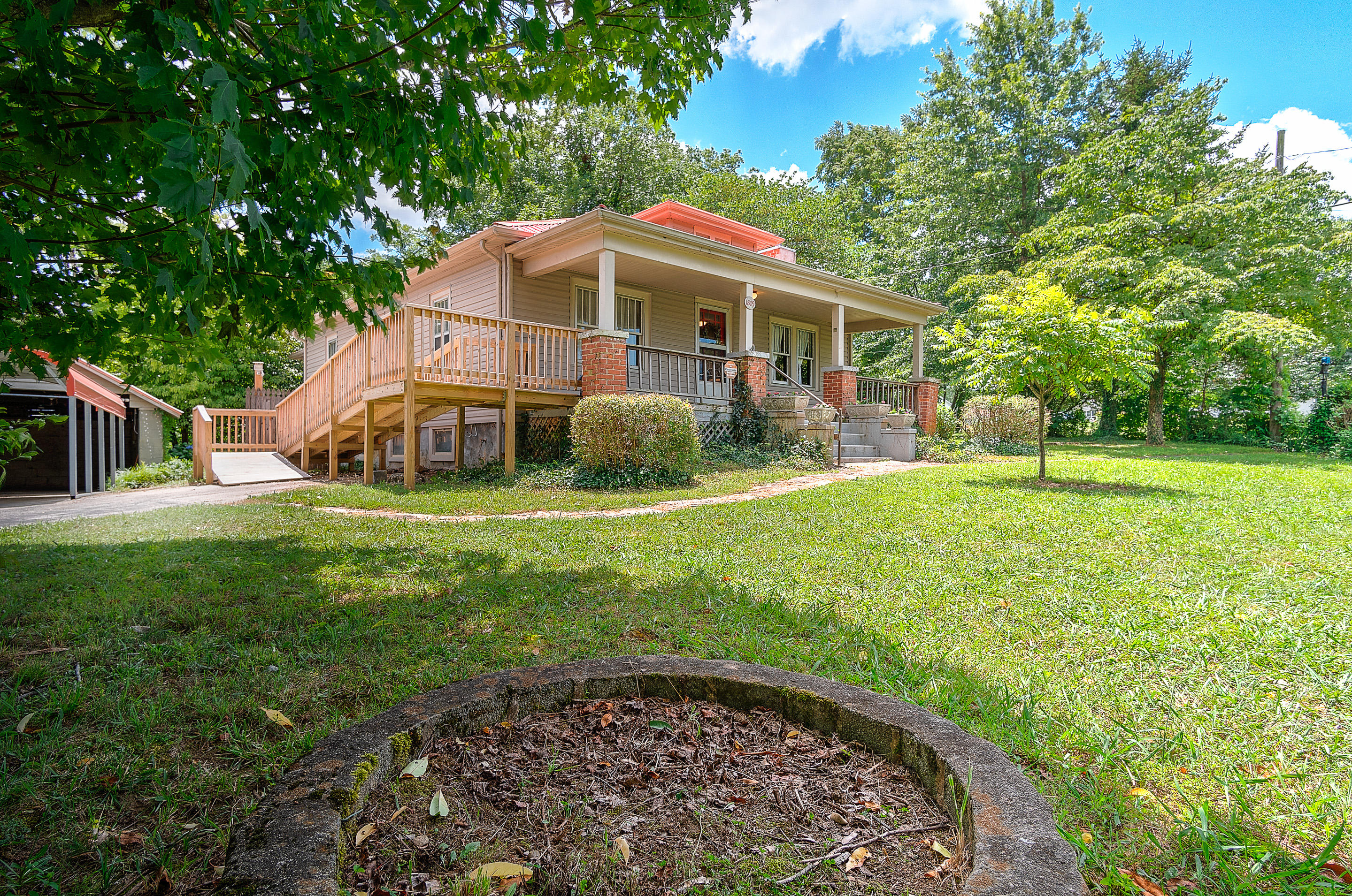 1809 Triangle Road Johnson City, TN 37604 - Photo 4 of 52 exterior-3