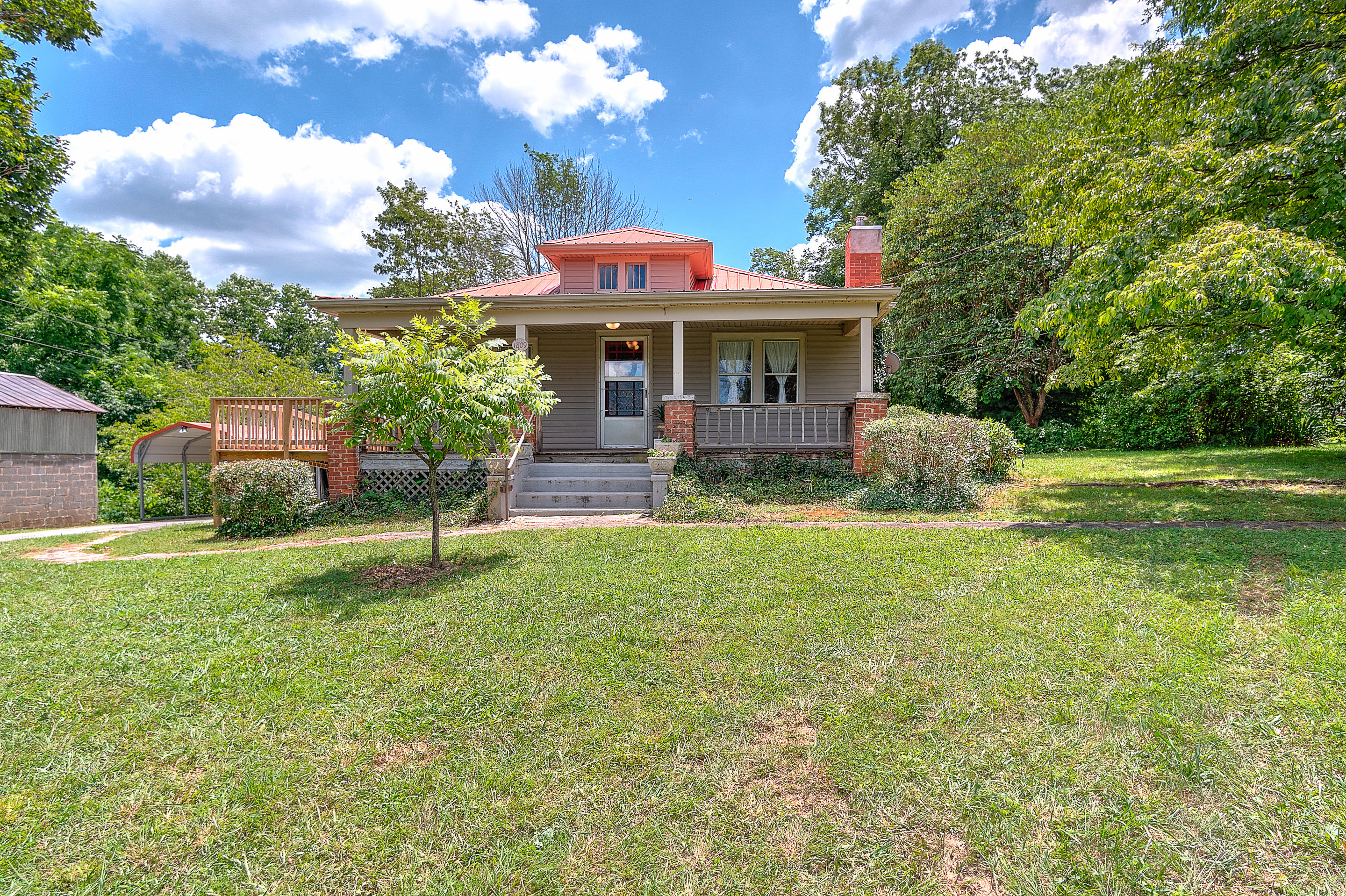 1809 Triangle Road Johnson City, TN 37604 - Photo 5 of 52 exterior-4