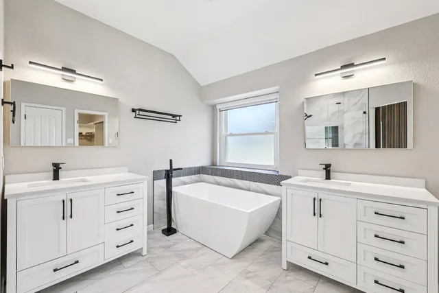 $699,999 | 12717 Machete Trail, Austin, TX 78729