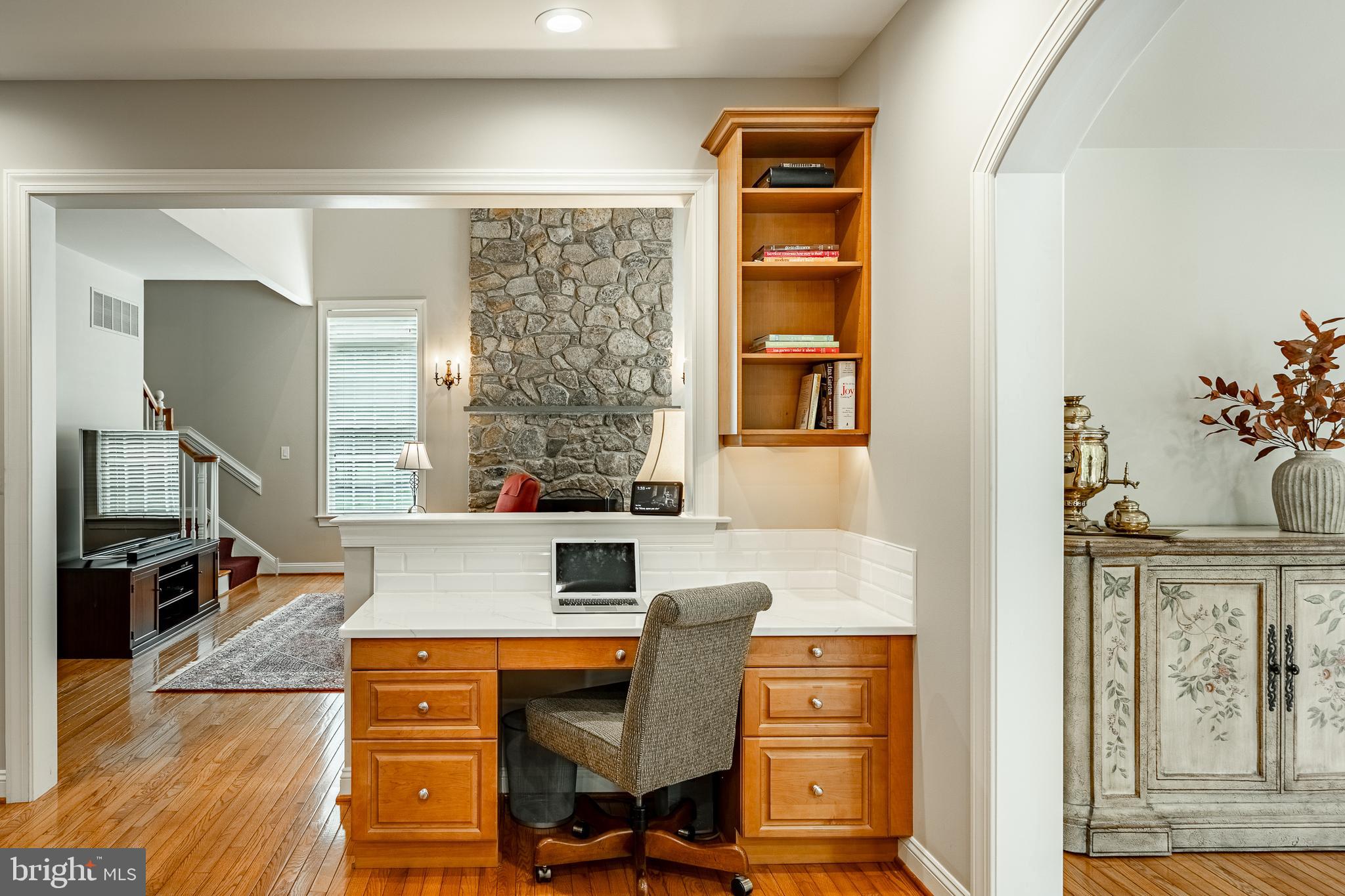 37 Ruth Circle Malvern, PA 19355 - Photo 18 of 63 Kitchen Desk Area
