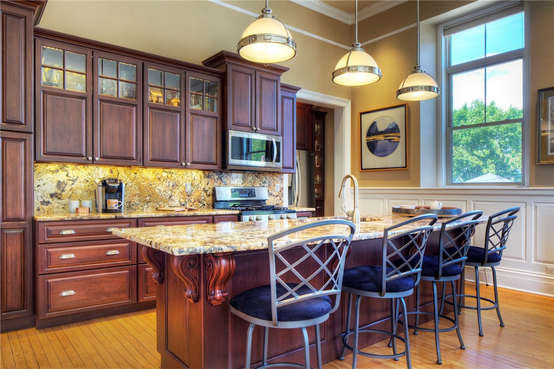 426 Spring Street, Unit 206 Newport, RI 02840 - Photo 16 of 36 Gallery Image 16
