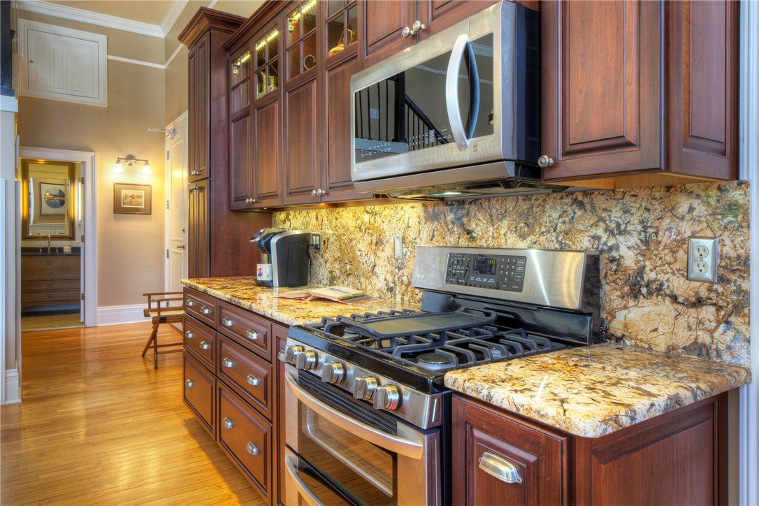 426 Spring Street, Unit 206 Newport, RI 02840 - Photo 17 of 36 Gallery Image 17