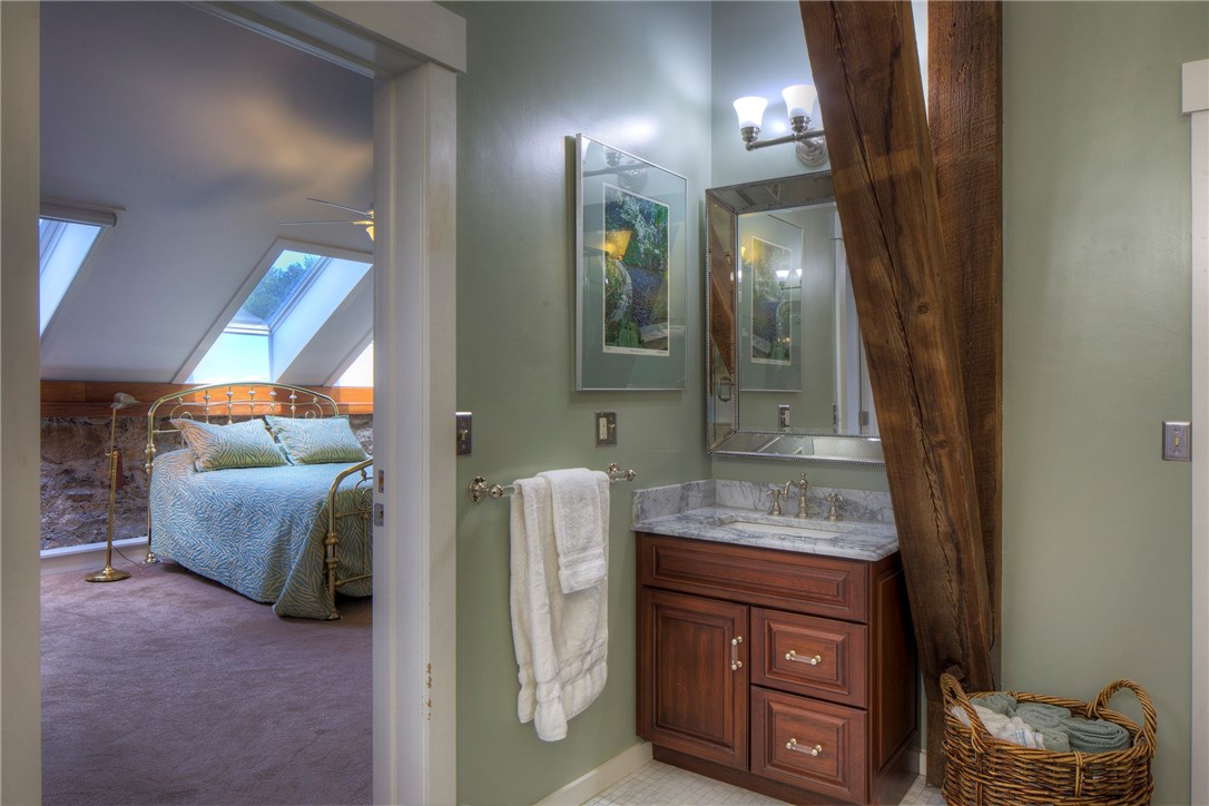 426 Spring Street, Unit 206 Newport, RI 02840 - Photo 25 of 36 Gallery Image 25