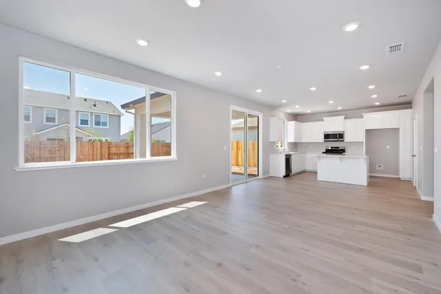 $664,990 | 2385 Longmire Loop, Roseville, CA 95747