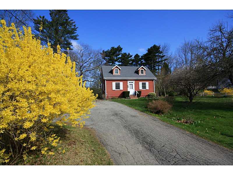 17 Murray Hill Road East Boothbay, ME 04544 - Photo 1 of 16 Exterior Front.
