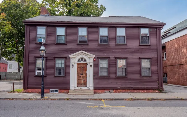 $2,125,000 | 69 Spring Street, Newport, RI 02840