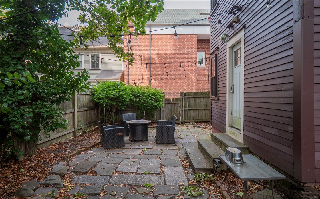 69 Spring Street Newport, RI 02840 - Photo 26 of 28