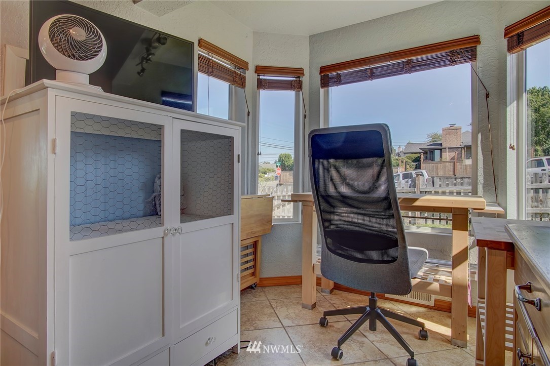2305 Terrace Street Bremerton, WA 98310 - Photo 12 of 39 Gallery Image 12