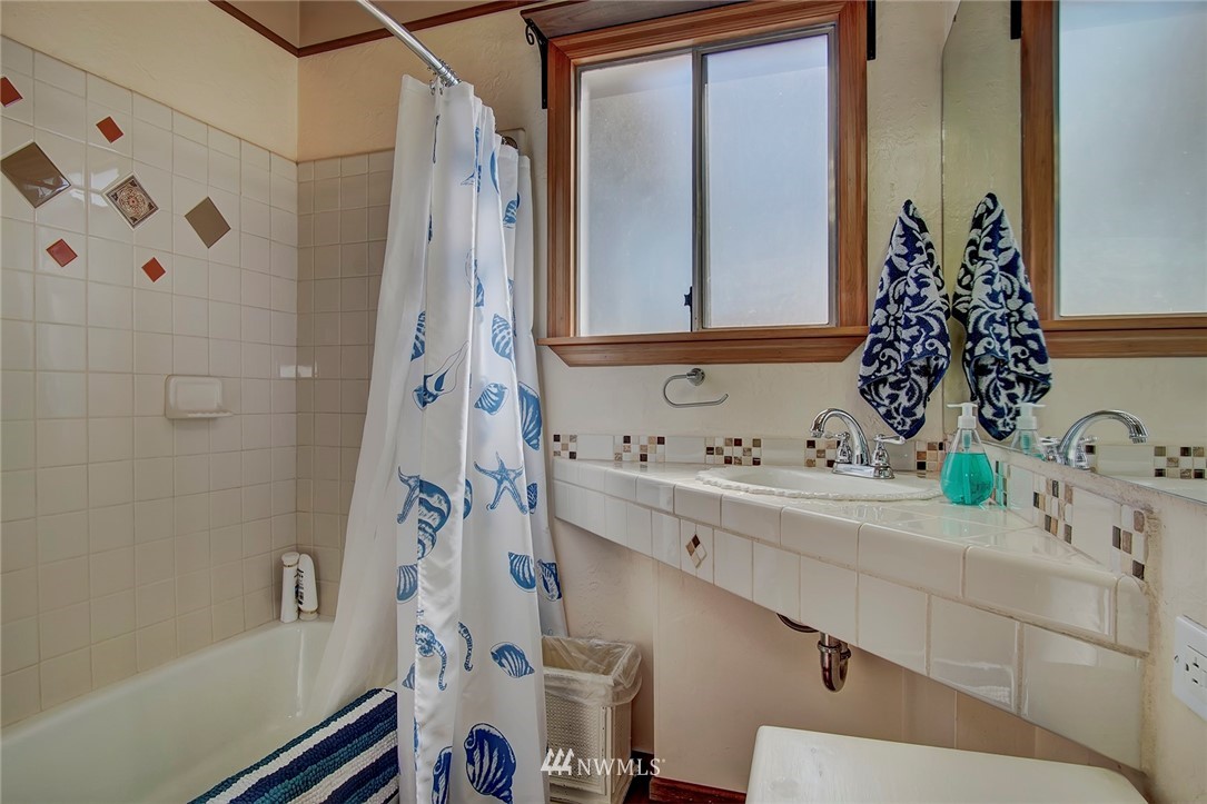 2305 Terrace Street Bremerton, WA 98310 - Photo 22 of 39 Gallery Image 22