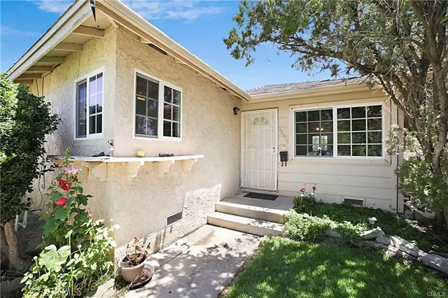 $385,000 | 38718 Jacklin Avenue, Palmdale, CA 93550