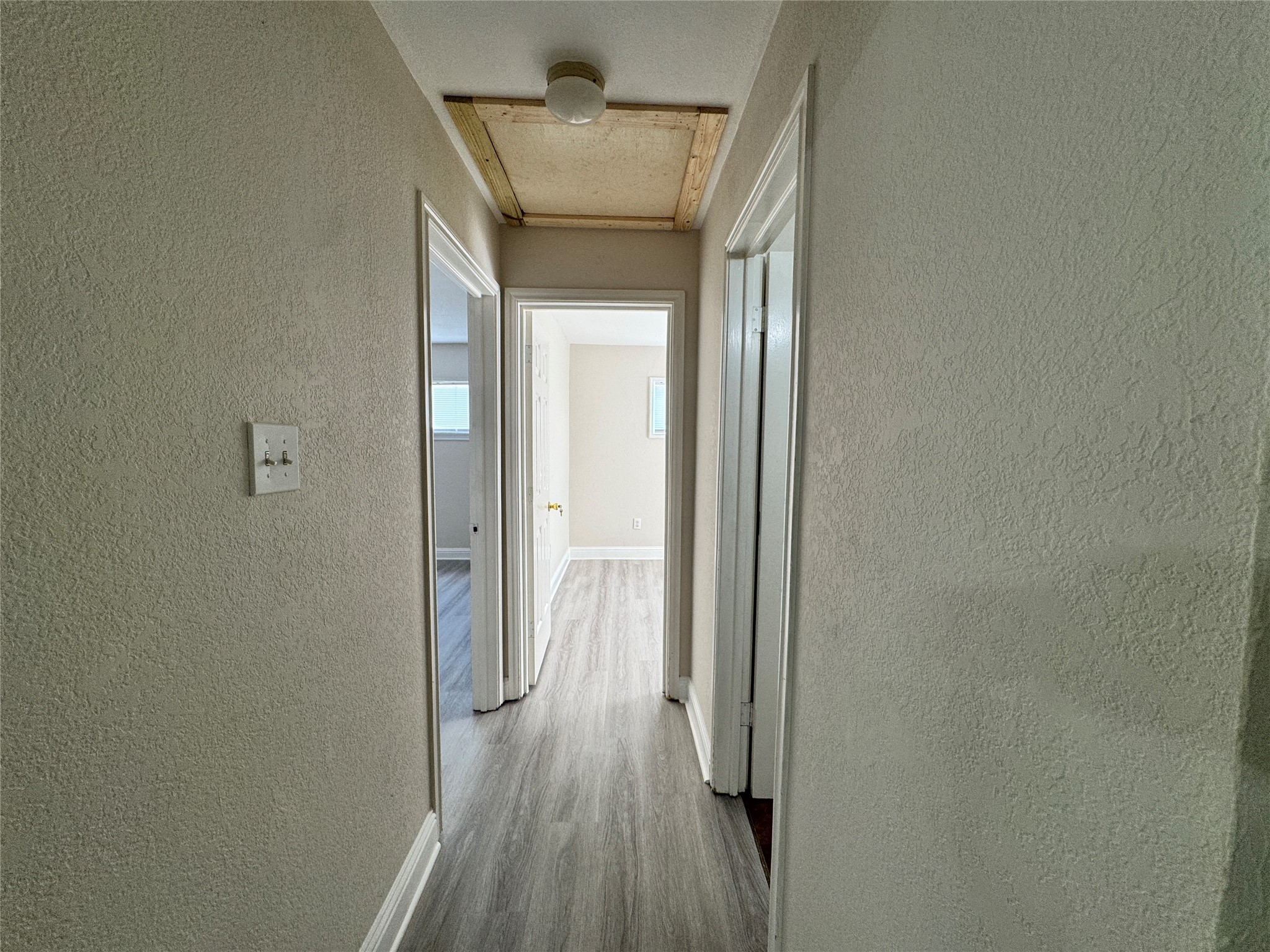 827 Becker Street Channelview, TX 77530 - Photo 5 of 13 Hallway to the Bedrooms