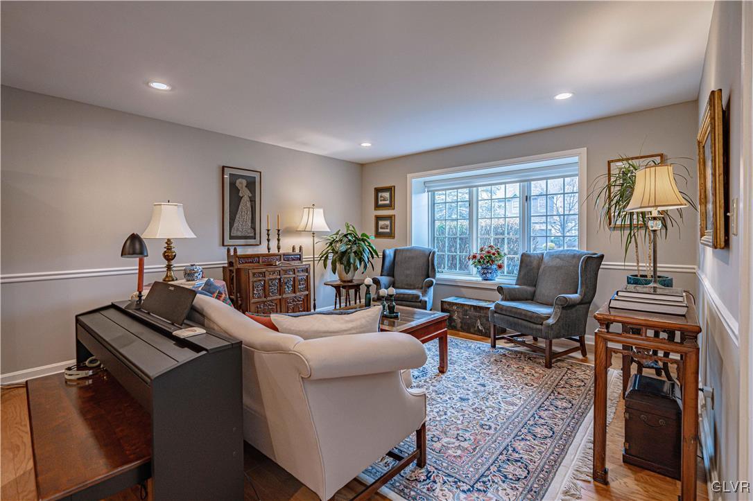 2894 Sheffield Drive Emmaus, PA 18049 - Photo 10 of 78