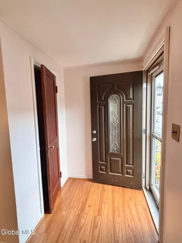 $2,400 | 23 Lakeview Avenue, East Greenbush, NY 12144