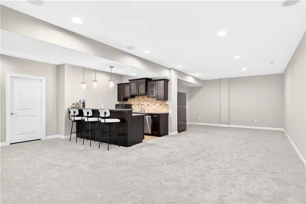 $950,000 | 222 Evandale Road, Canonsburg, PA 15317