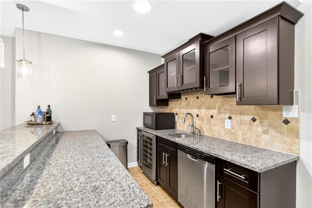 222 Evandale Road Canonsburg, PA 15317 - Photo 40 of 50 Perfect for relaxing with friends and family...