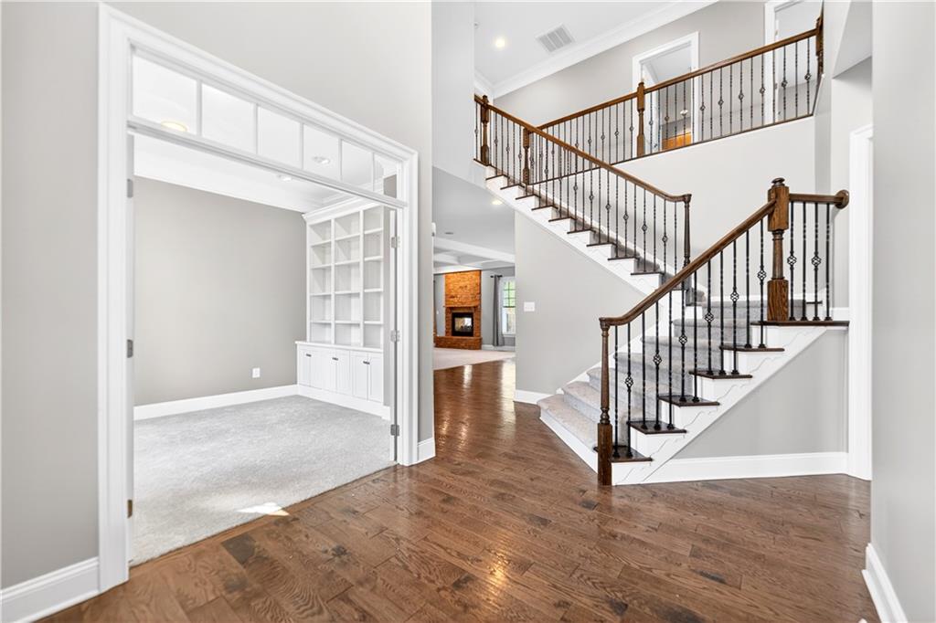 222 Evandale Road Canonsburg, PA 15317 - Photo 4 of 50 Step into this absolutely stunning entry!!