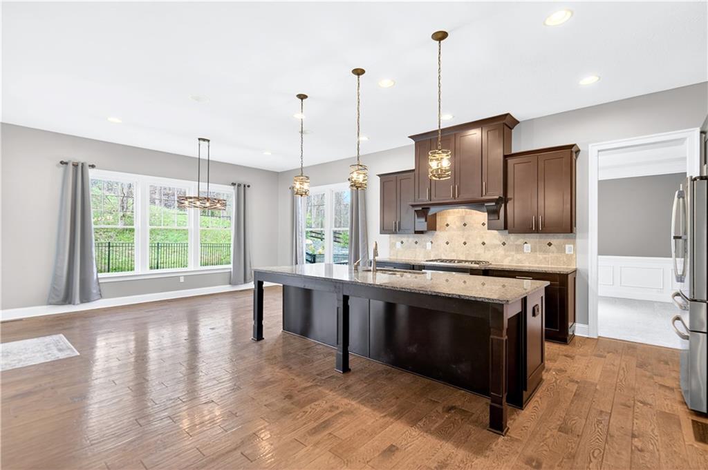 222 Evandale Road Canonsburg, PA 15317 - Photo 6 of 50 This kitchen is even bigger in person...