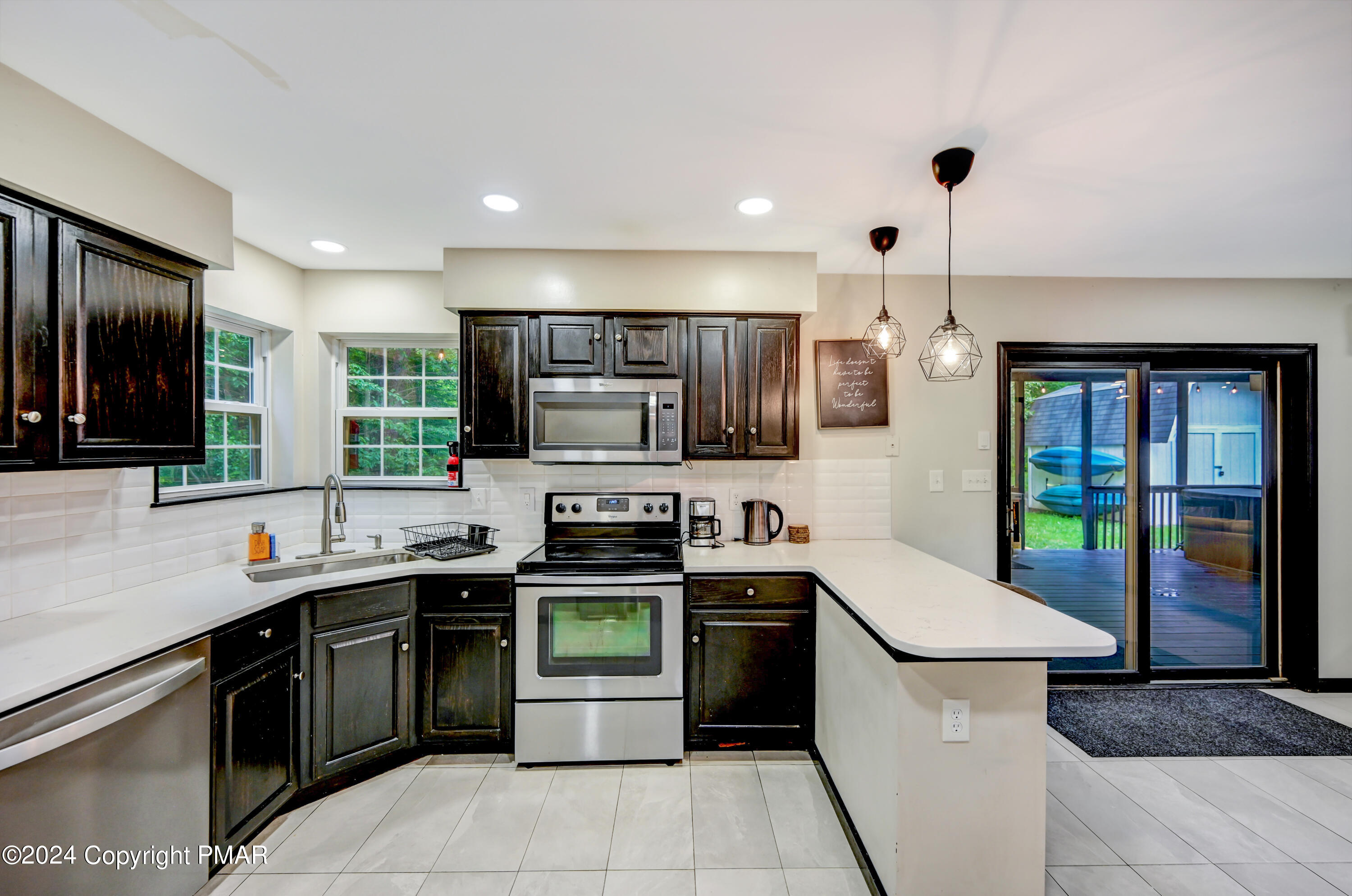 130 Cranberry Drive Blakeslee, PA 18610 - Photo 3 of 93 130 Cranberry Dr 33