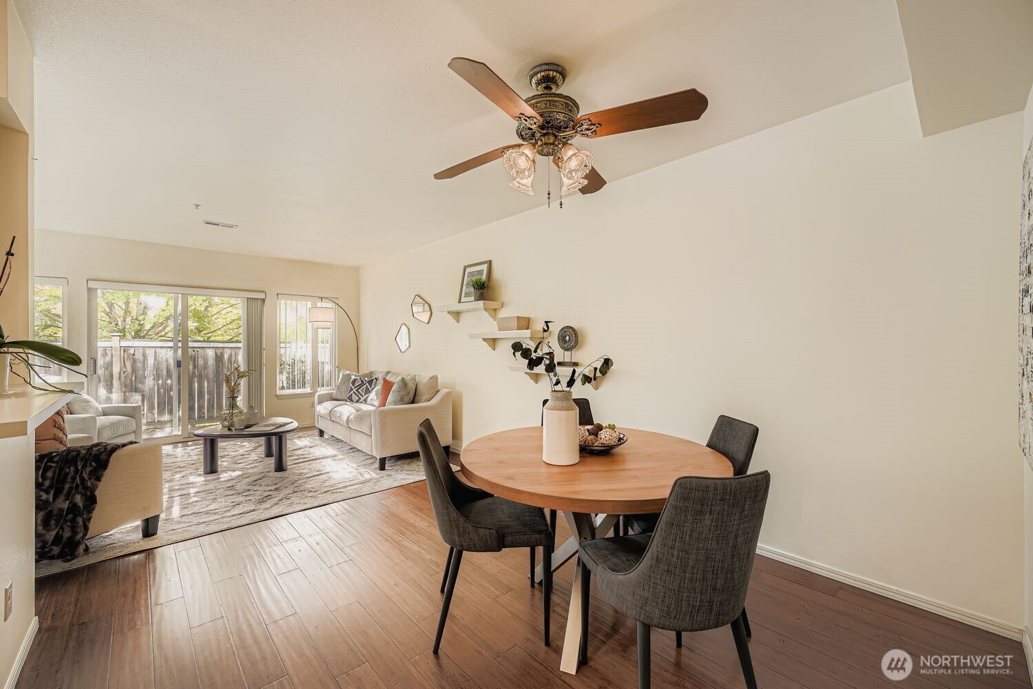 4808 Northeast Sunset Boulevard, Unit A101 Renton, WA 98059 - Photo 5 of 17 Gallery Image 5