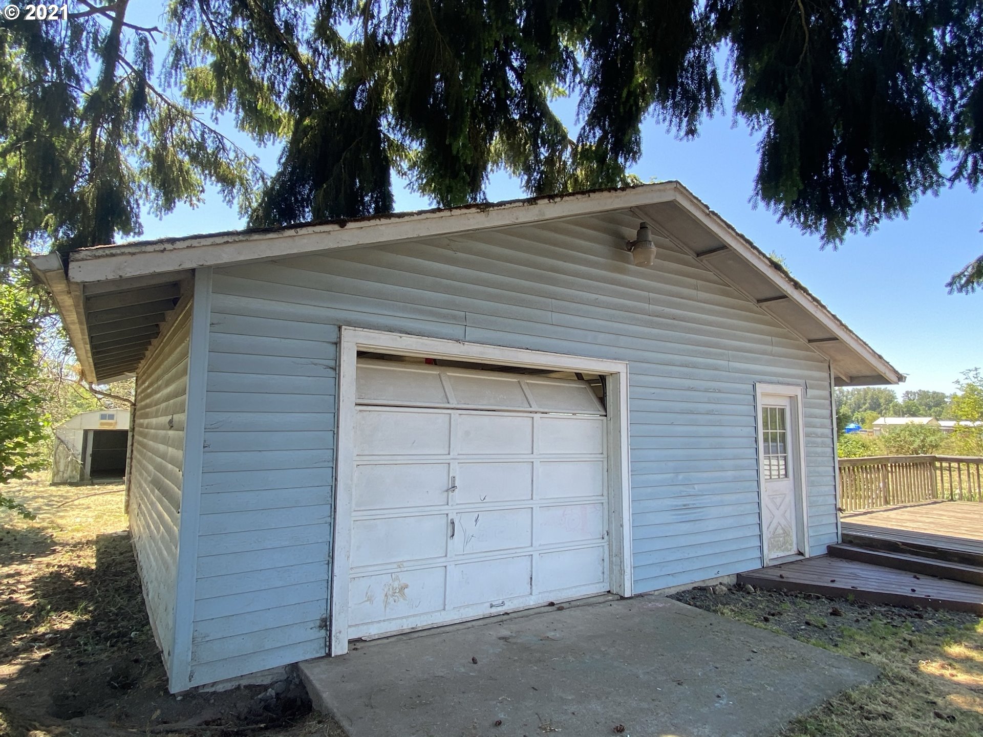 85719 Edenvale Road Pleasant Hill, OR 97455 - Photo 4 of 31