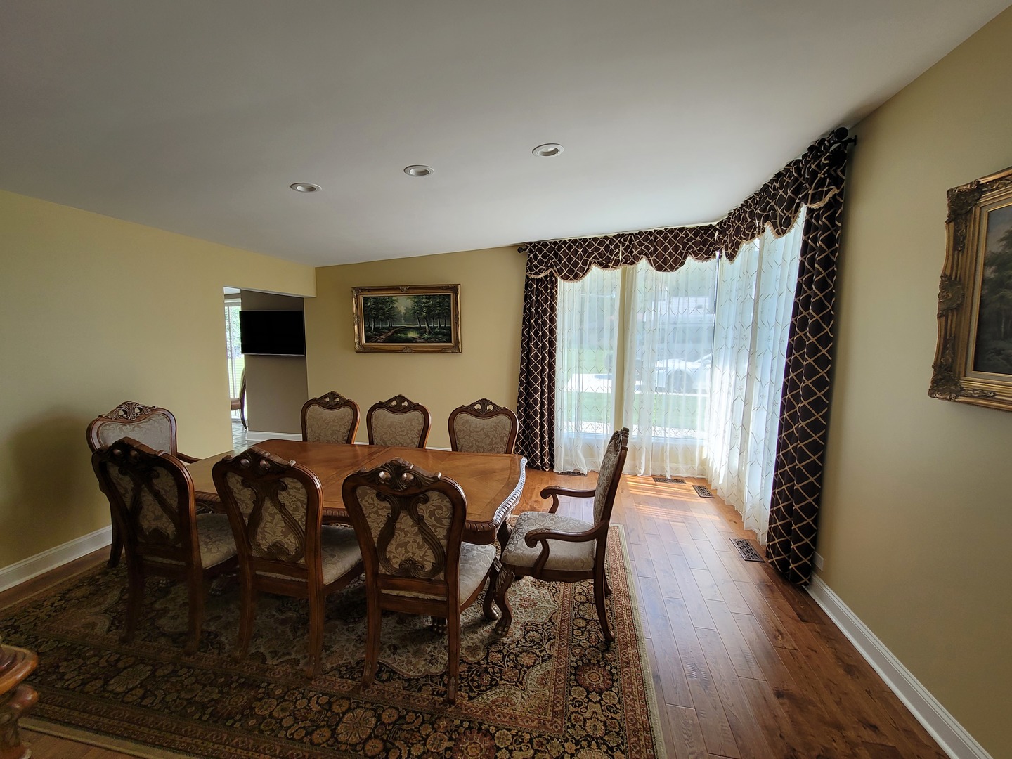 24 Yorkshire Woods Oak Brook, IL 60523 - Photo 5 of 22