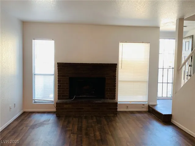 $975 | 3751 Shirebrook Drive, Unit 42, Las Vegas, NV 89115
