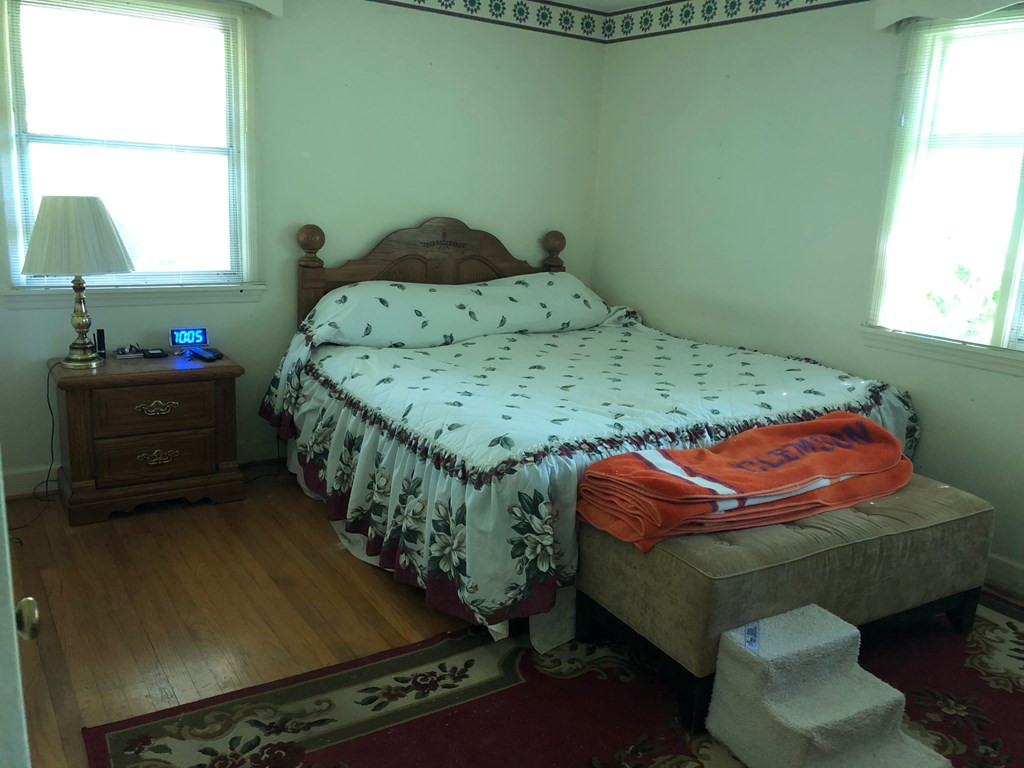 123 Gyles Road Southwest Aiken, SC 29803 - Photo 8 of 10 Owners Bedroom