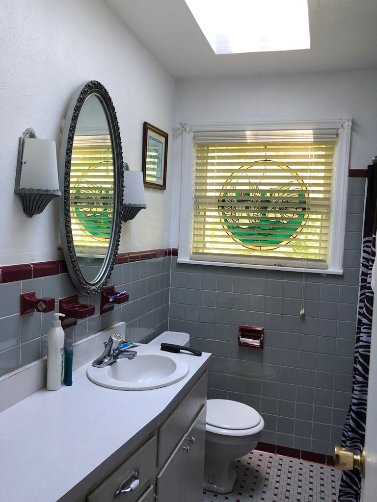 123 Gyles Road Southwest Aiken, SC 29803 - Photo 10 of 10 Hall Bathroom
