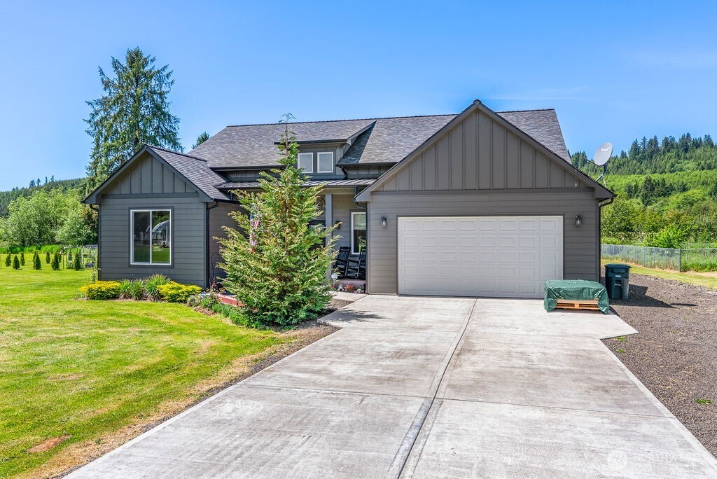 11 Nature Loop Cathlamet, WA 98612 - Photo 3 of 39 Gallery Image 3
