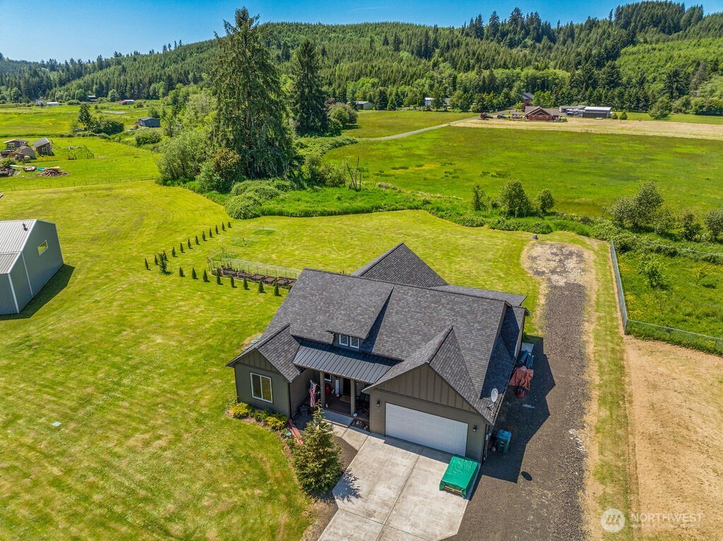 11 Nature Loop Cathlamet, WA 98612 - Photo 7 of 39 Gallery Image 7