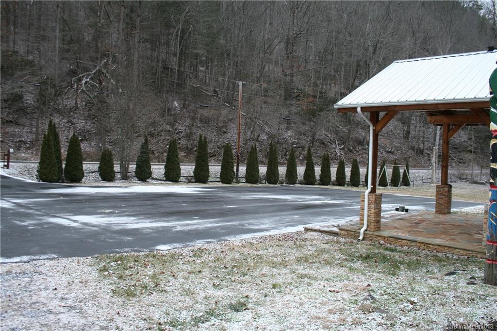 1981 Waterville Road Waynesville, NC 28785 - Photo 8 of 28