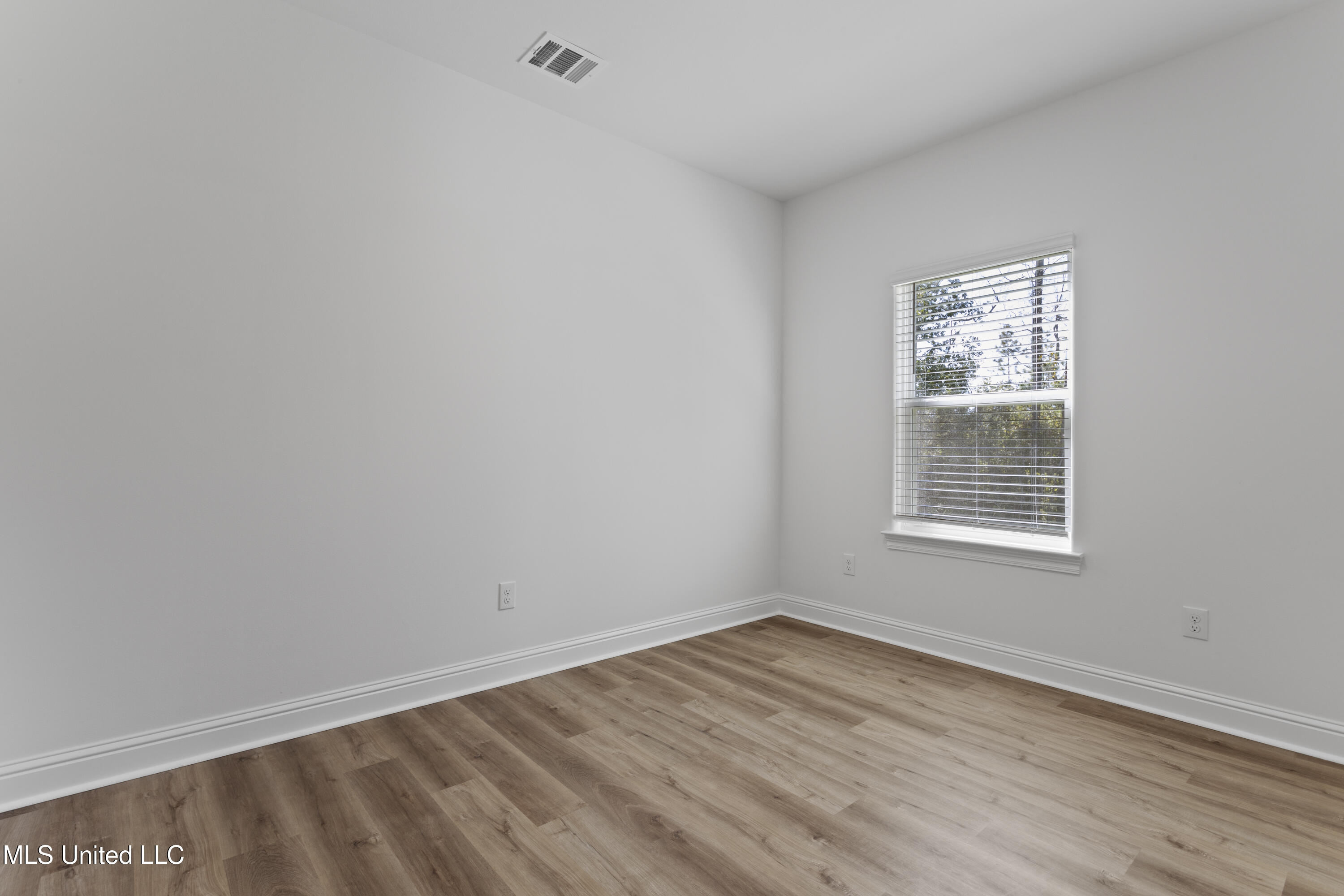 6305 Annie Cove Ocean Springs, MS 39564 - Photo 16 of 27 0026