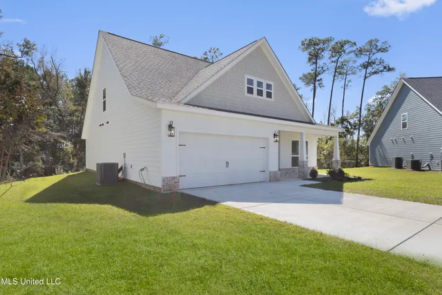 $374,990 | 6305 Annie Cove, Ocean Springs, MS 39564