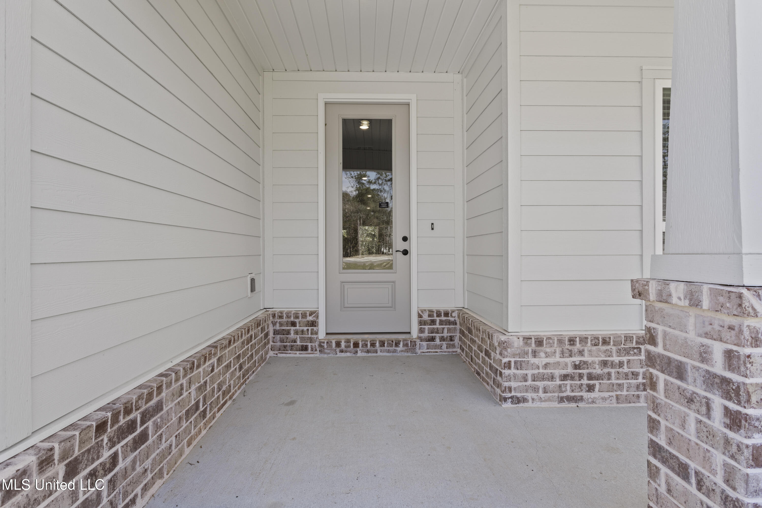 6305 Annie Cove Ocean Springs, MS 39564 - Photo 4 of 27 0004