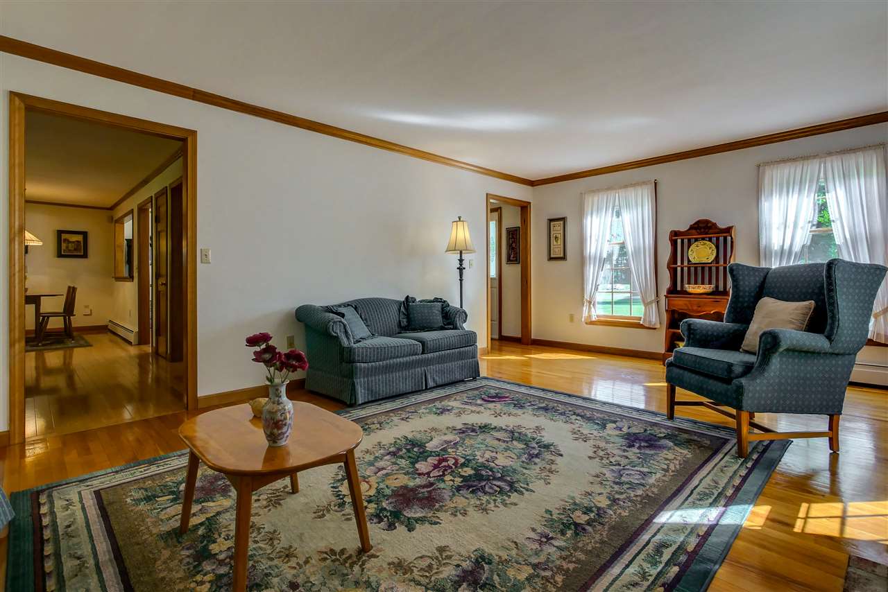 16 Searles Road Windham, NH 03087 - Photo 4 of 29