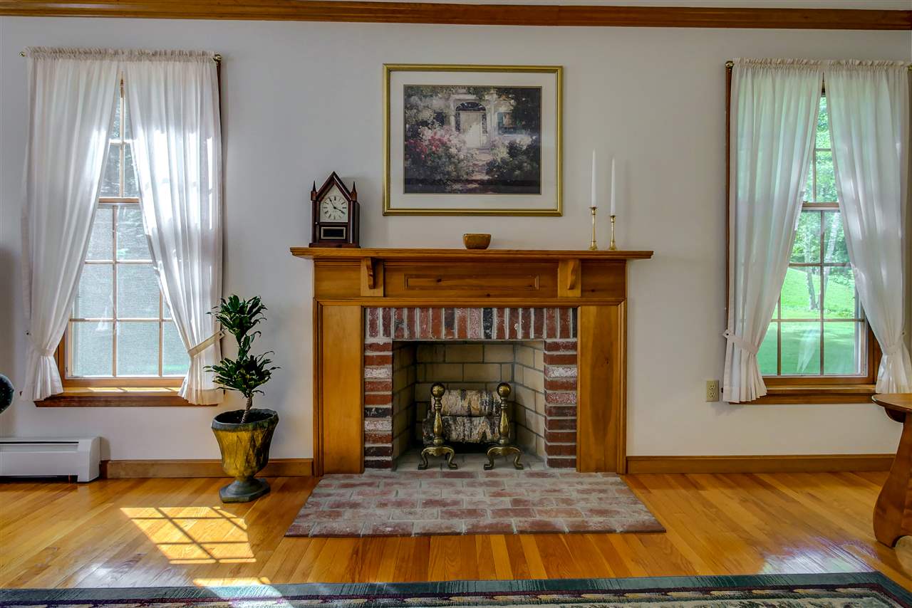 16 Searles Road Windham, NH 03087 - Photo 5 of 29